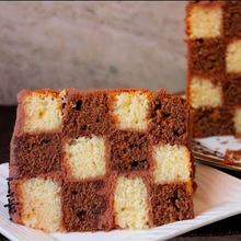 Load image into Gallery viewer, Checkerboard Cake